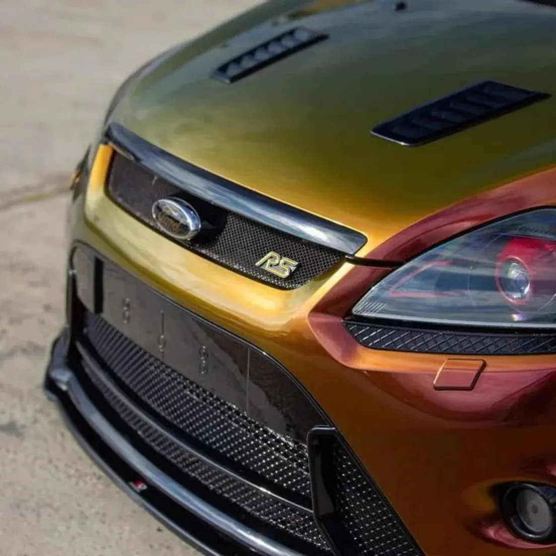 Ruby Gold ford focus wrap